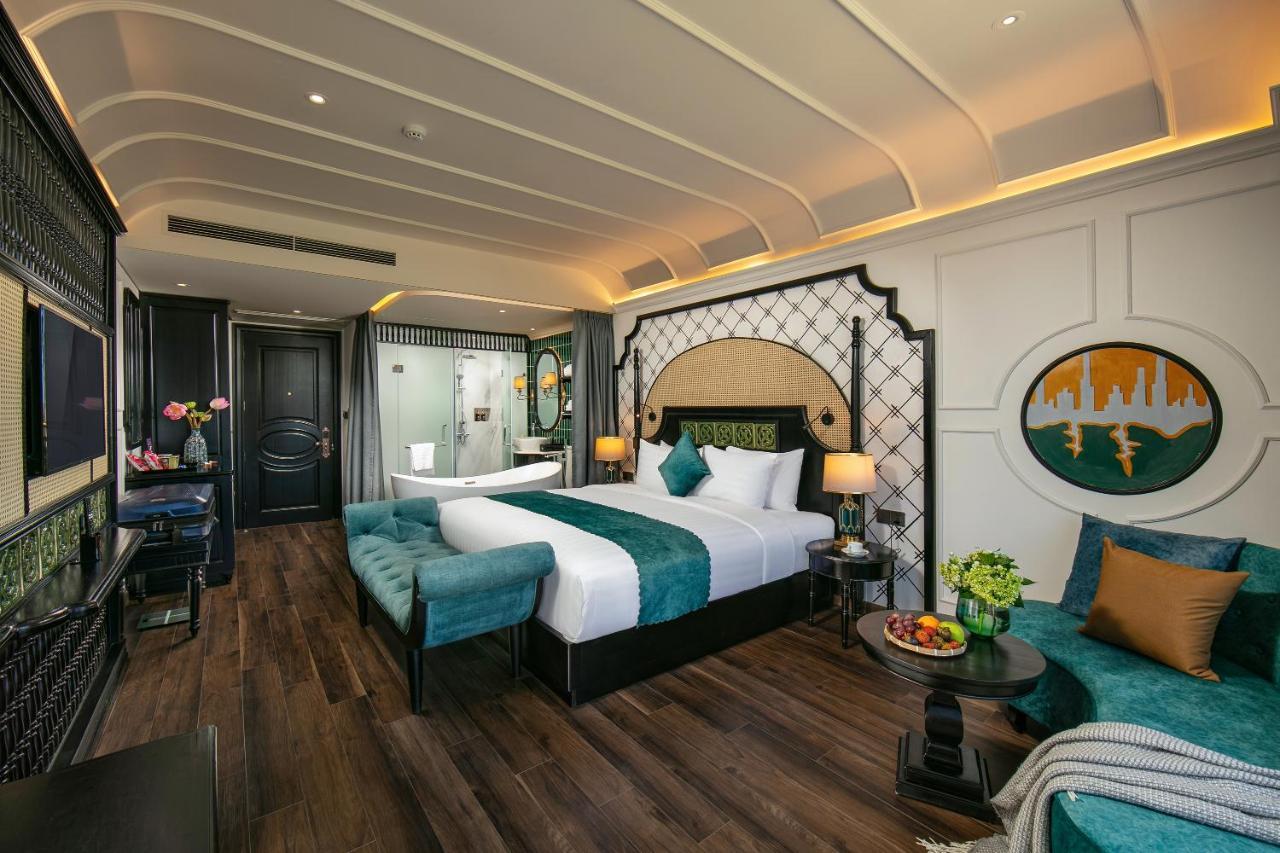 Grand Sunrise Palace Hoi An- A Luxury Indochine Hotel & Spa Esterno foto Deluxe Suite