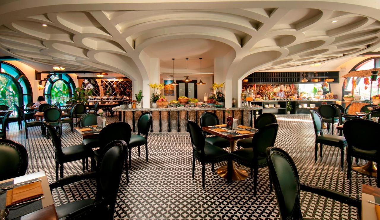 Grand Sunrise Palace Hoi An- A Luxury Indochine Hotel & Spa Esterno foto The interior of the restaurant