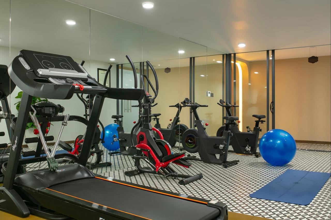 Grand Sunrise Palace Hoi An- A Luxury Indochine Hotel & Spa Esterno foto A gym in a hotel