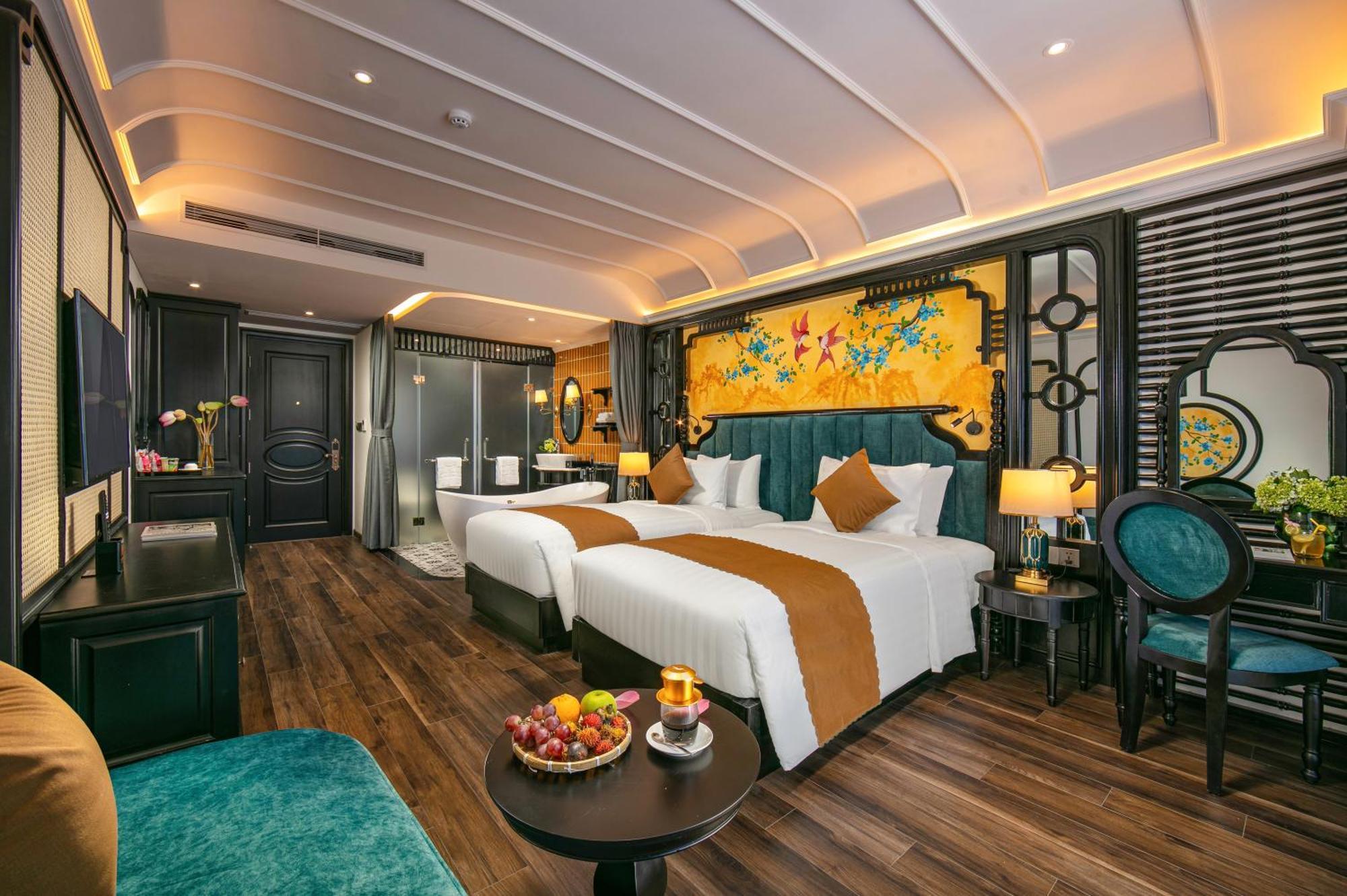 Grand Sunrise Palace Hoi An- A Luxury Indochine Hotel & Spa Esterno foto Deluxe Suite