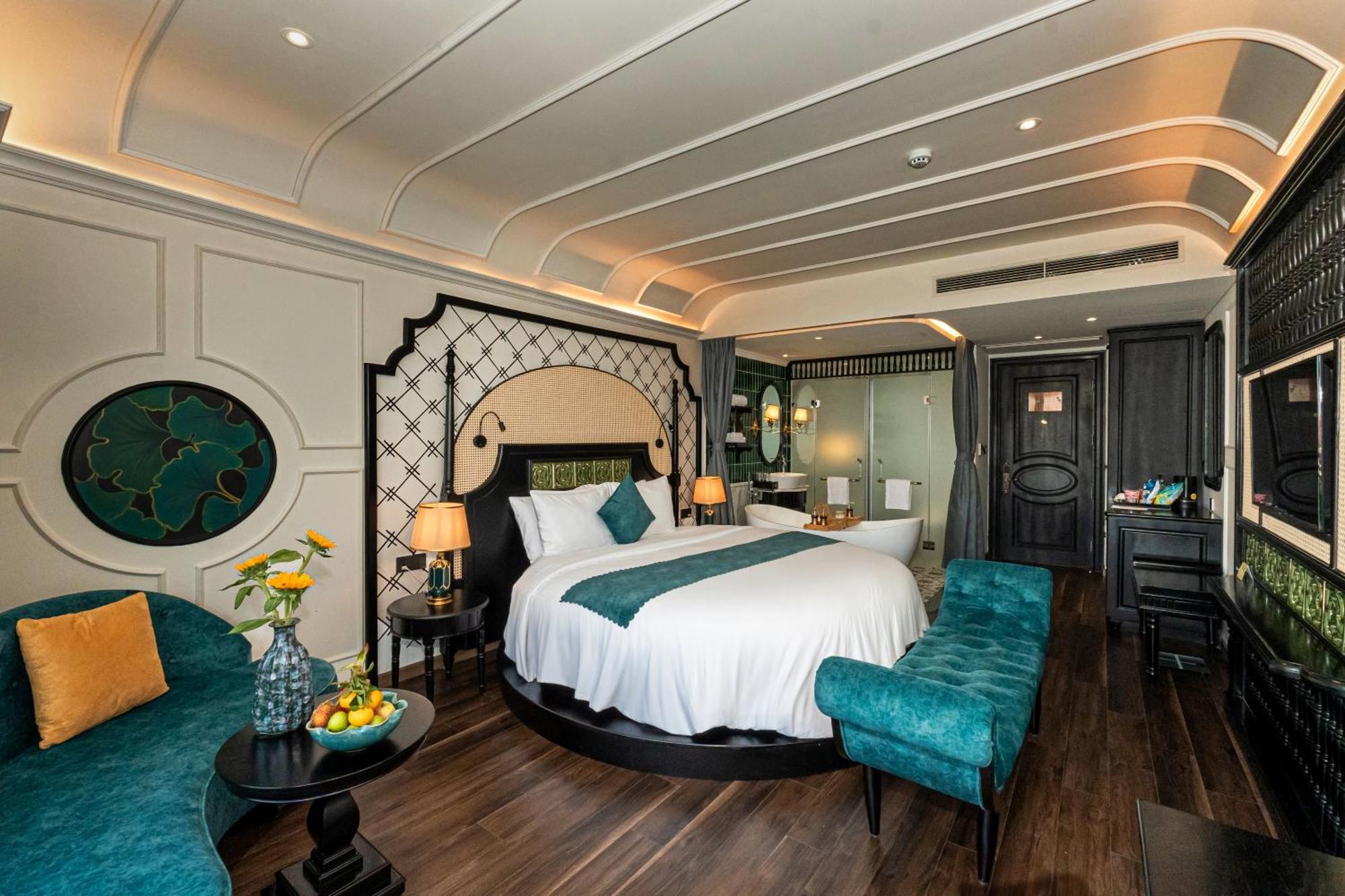 Grand Sunrise Palace Hoi An- A Luxury Indochine Hotel & Spa Esterno foto Deluxe Suite